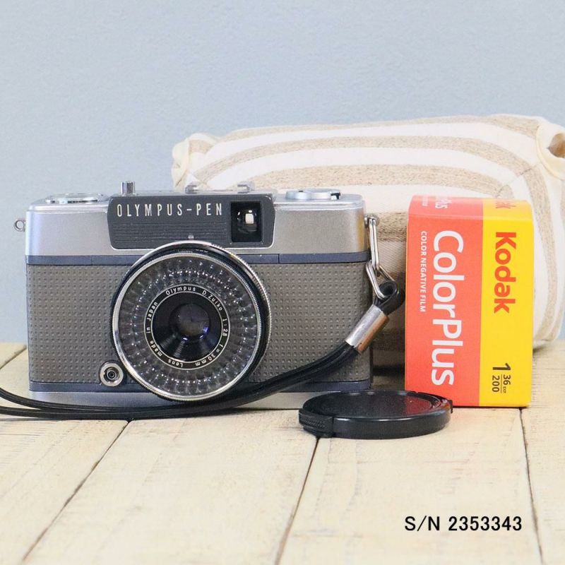 【中古】【送料無料】【保証付 】OLYMPUS PEN EES-2　S/N 2180685（ケース・フイルム付セット）