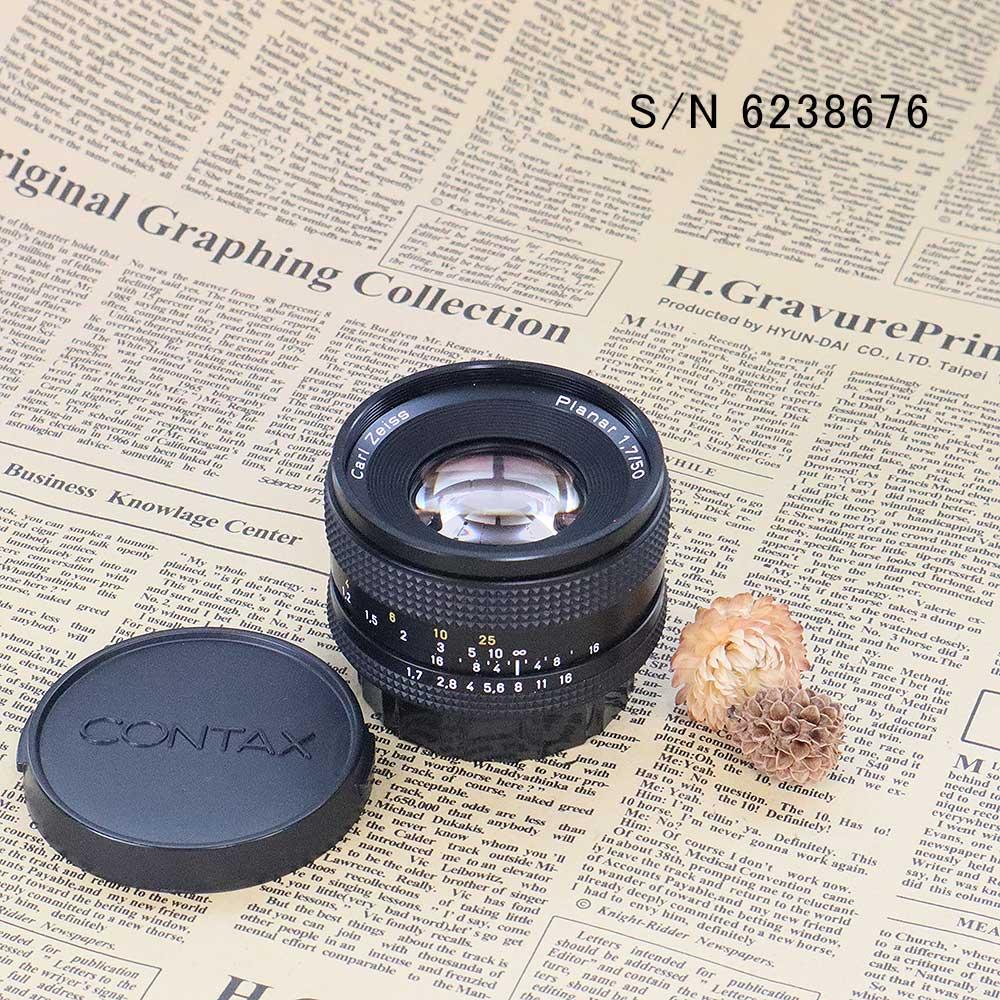 保証付 】【中古】 CONTAX CARL ZEISS T* PLANAR 50mm F1.7 AEJ S/N 